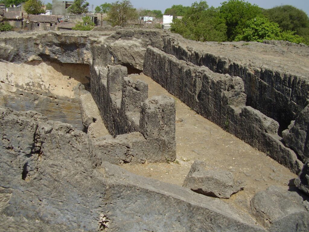 baba-pyare-khapra-kodia-caves-asivadodaracircle.in